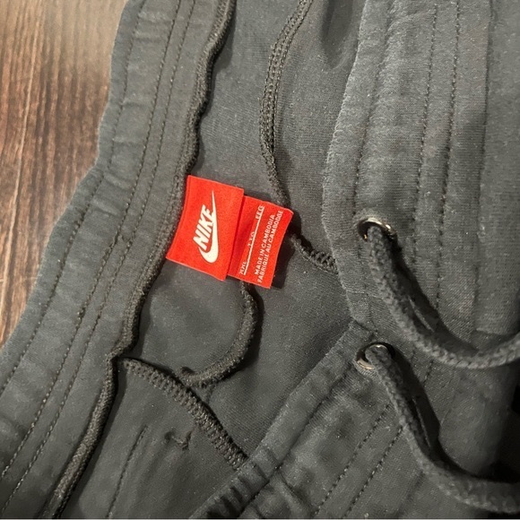 NIKE tech fleece black shorts size XXL - Picture 2 of 6